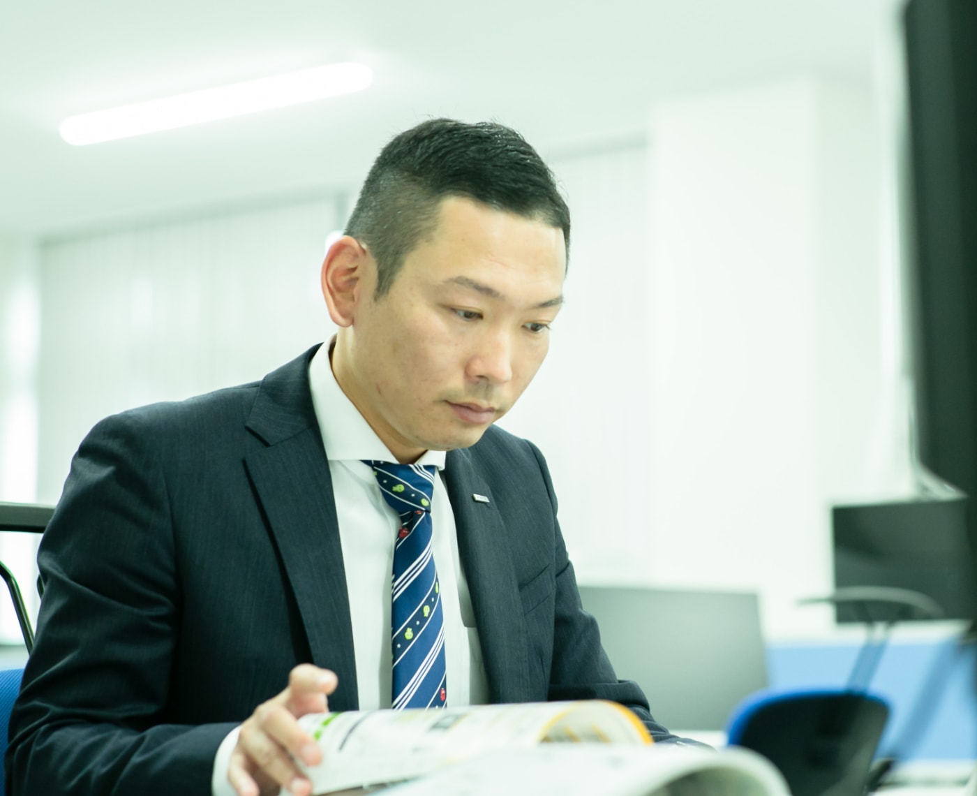 GO。自分に向かって腕を回した。